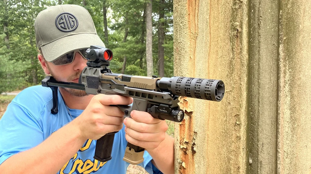 Thanks to SIG FCU other SIG P320 slides can be fitting to the FLUX LEGION enabling threaded barrels for suppressor use. Note the tactical light resting on the FLUX LEGION forend rail.