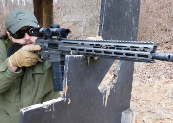 Shooting The CMMG Dissent Br4 Rifle