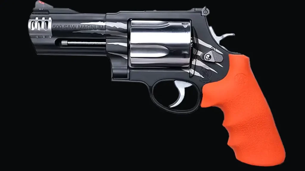 The Smith & Wesson 500 “Emergency Kit” comes in an orange water resistant case.
