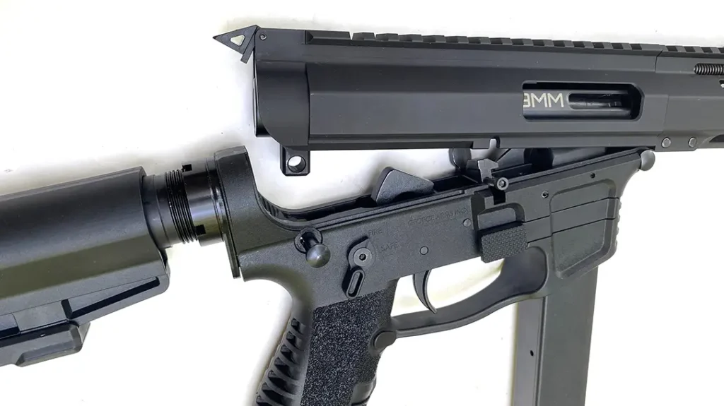 Inspection of the upper showed it to be a very rigid setup.