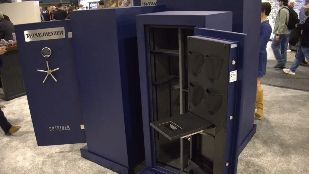 Winchester Outrider Line.