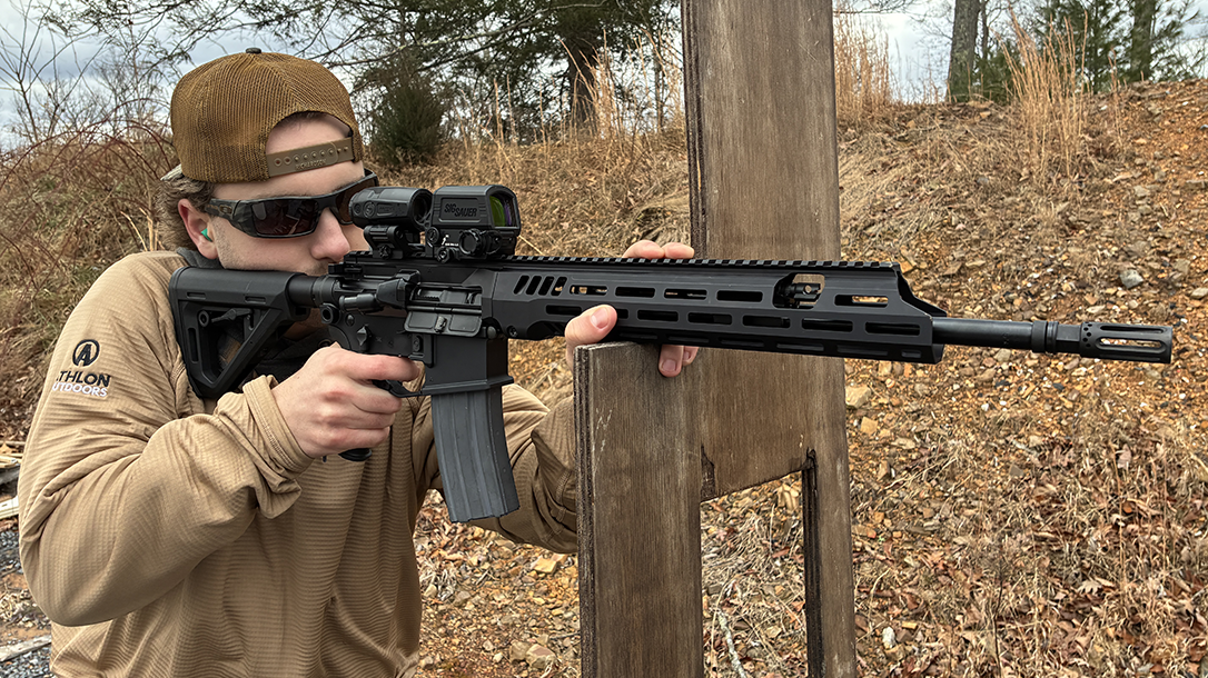 さき　ar SIG Sauer 516-MOHAWK, a new and improved AR-15 rifle | GUNSweek.com