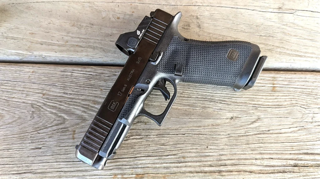 The integrated magazine-well makes reloads fast.