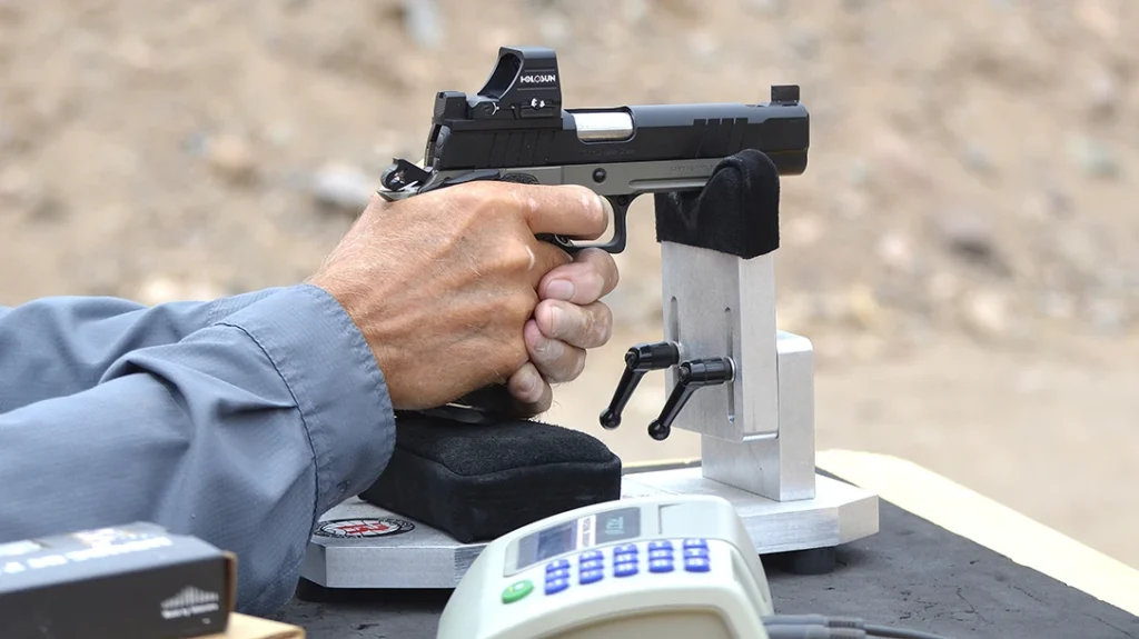 Semi Auto are best tested with the dust cover resting in the V block of the Ransom Rest Multi Cal Steady Rest.