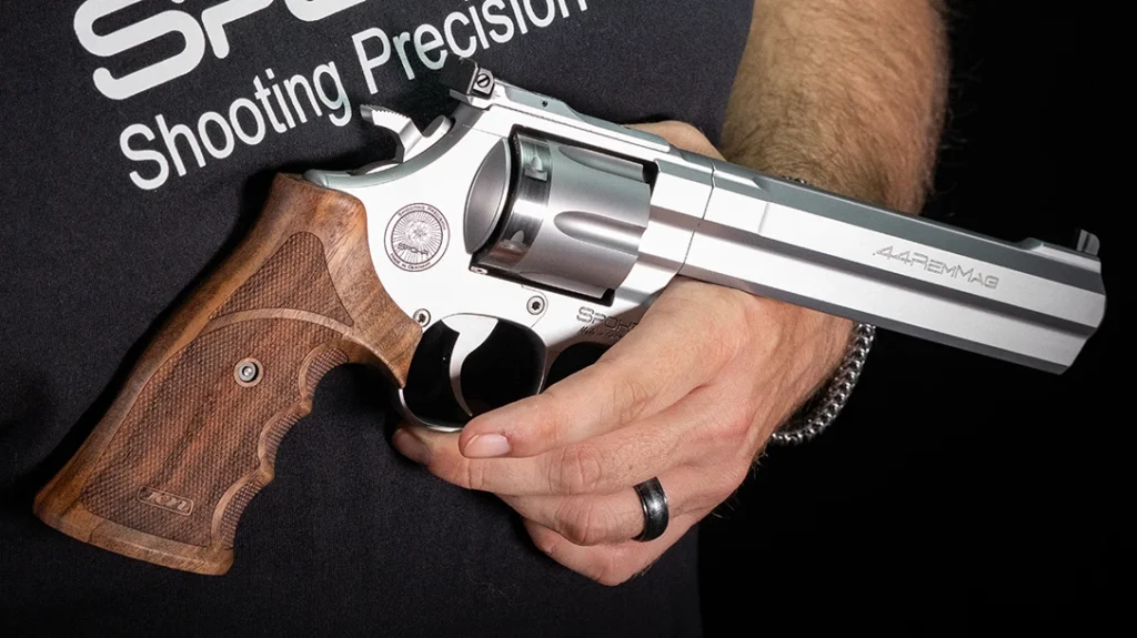The Spohr N670 in .44 Magnum is a rare combination of ballistic power and bench-made refinement.