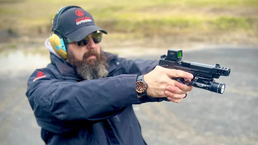 The Smith & Wesson M&P 10mm grip texture and interchangeable backstraps remain some of the best in the polymer pistol world.