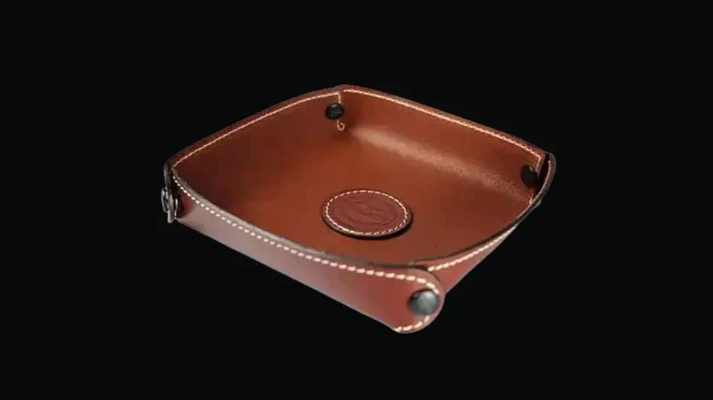 FALCO Minimalist Leather